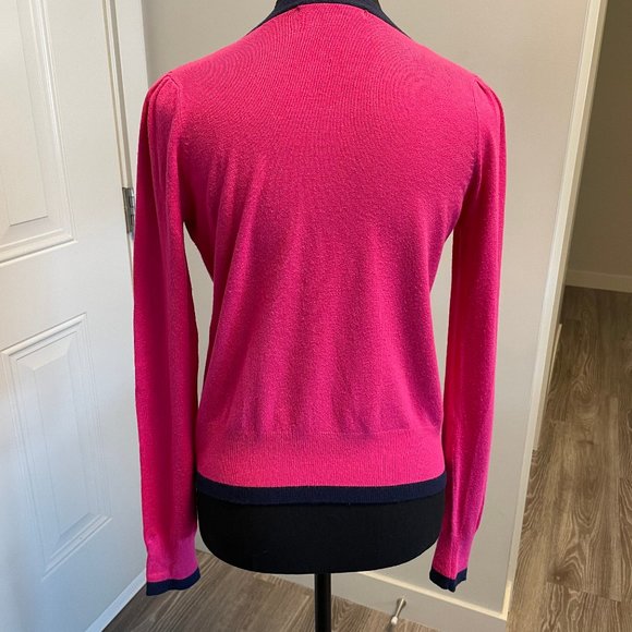2/$30 Reserved pink cardigan with navy blue size large - Picture 7 of 9